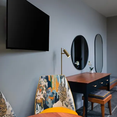 Otel The Parkavon 3*