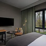 The Parkavon فندق 3*